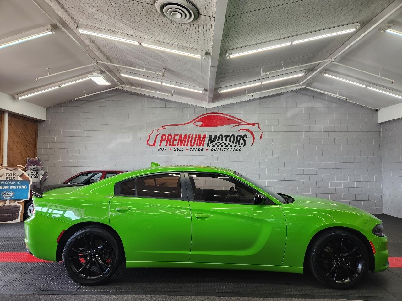 2017 Dodge Charger SXT