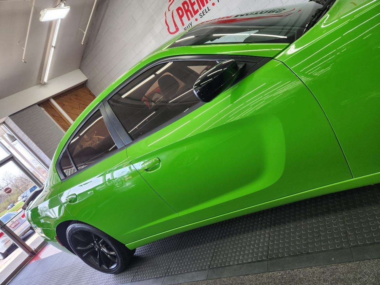 Dodge Charger SXT 2017