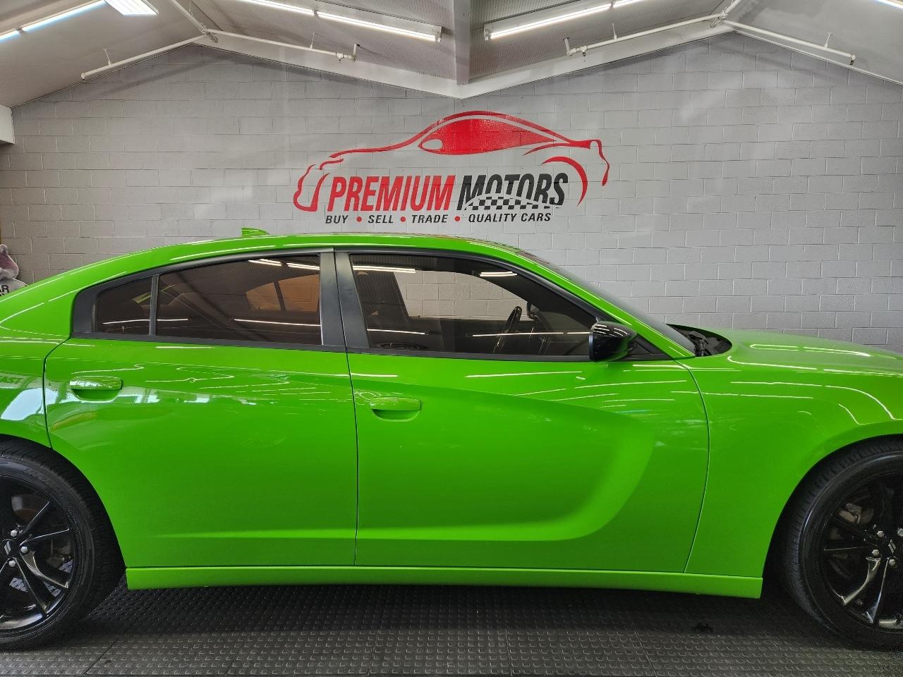 Dodge Charger SXT 2017