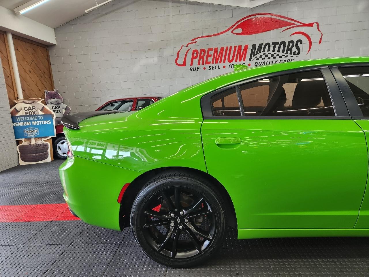 Dodge Charger SXT 2017