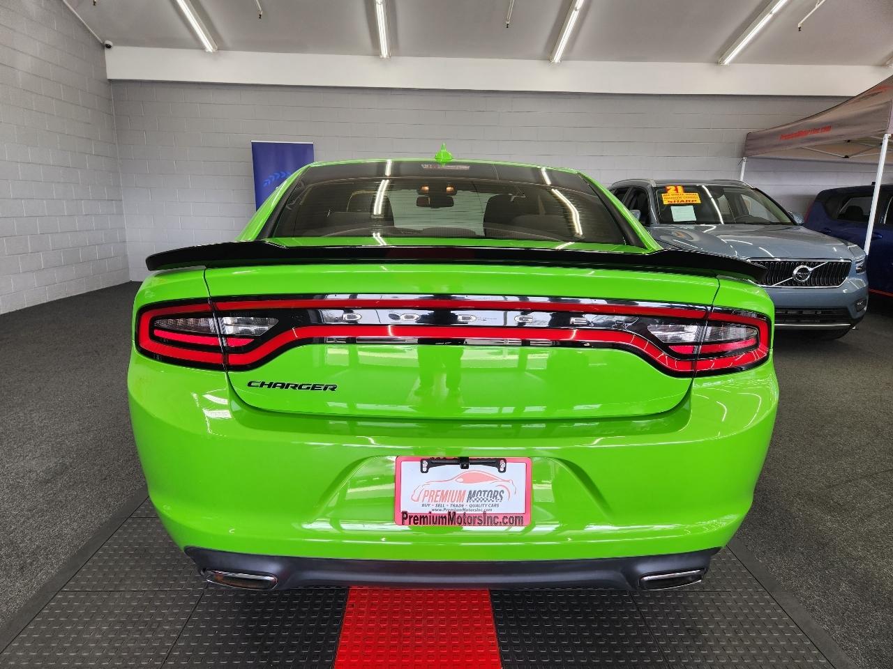 Dodge Charger SXT 2017