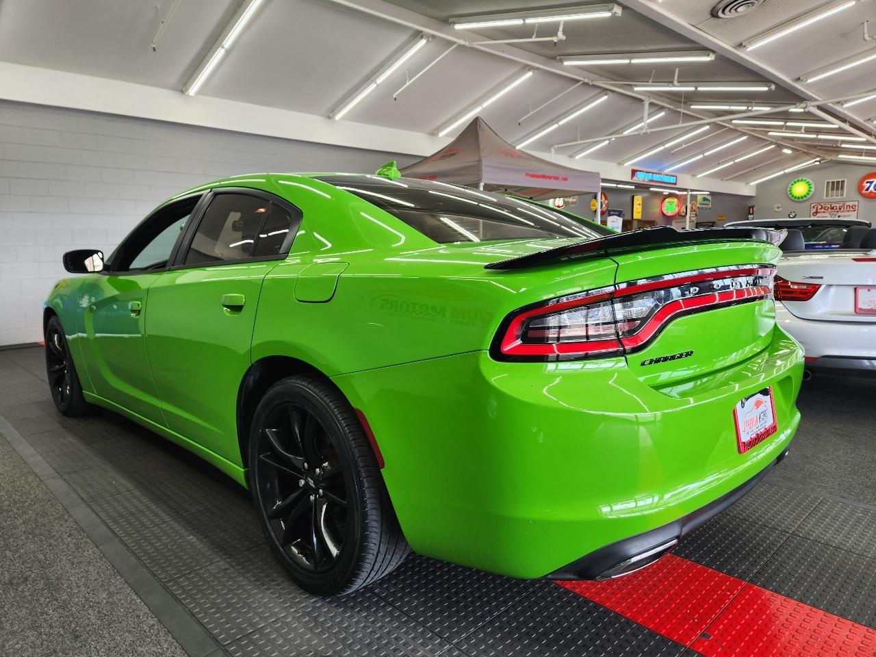 Dodge Charger SXT 2017