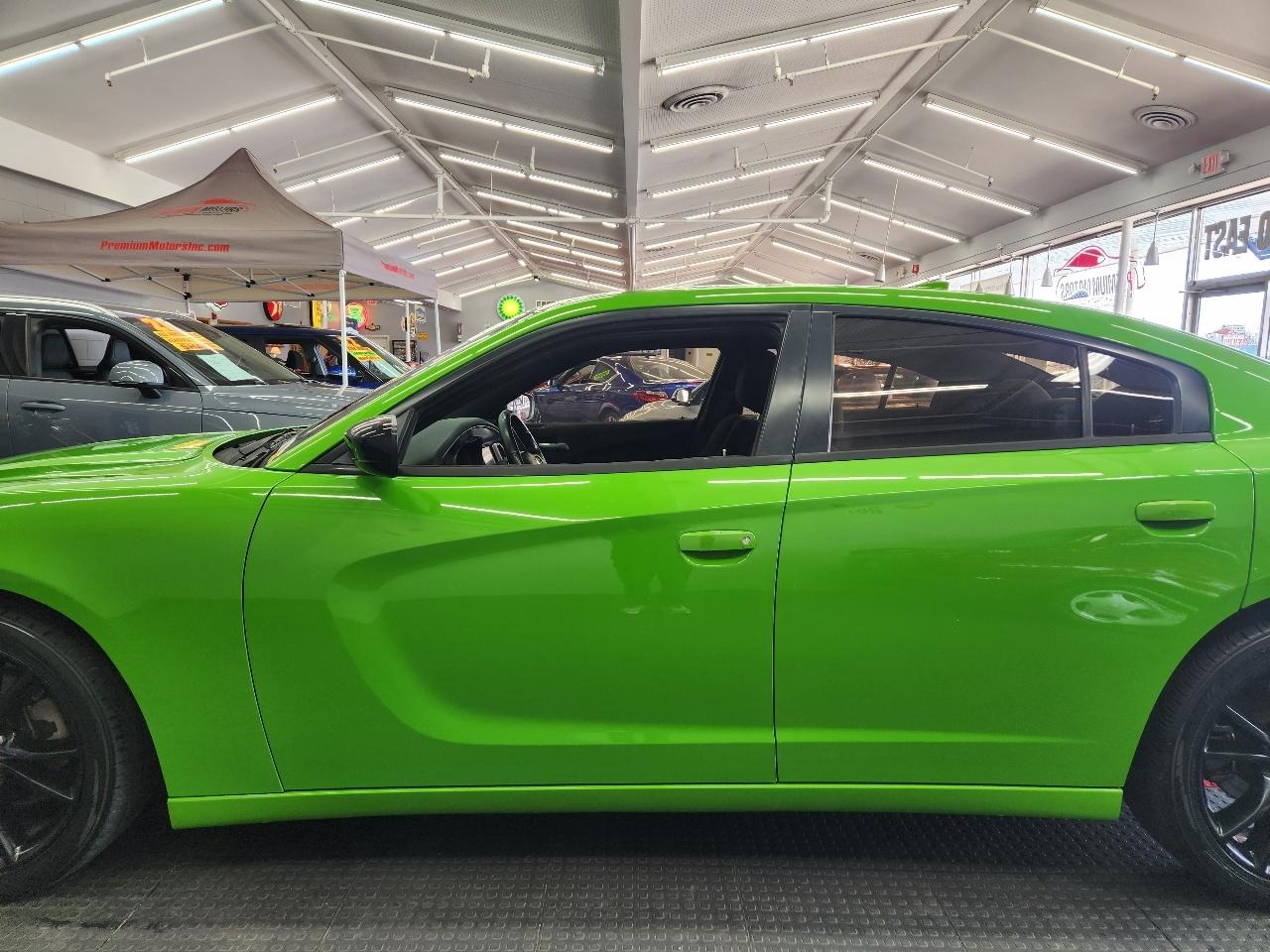 Dodge Charger SXT 2017