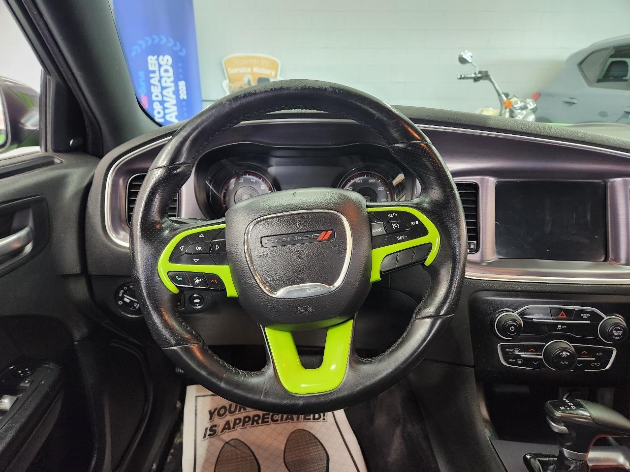 Dodge Charger SXT 2017