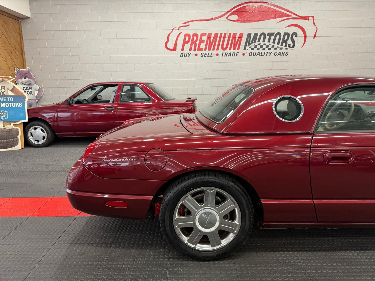 Ford Thunderbird 2dr Conv w/Hardtop Deluxe 2004