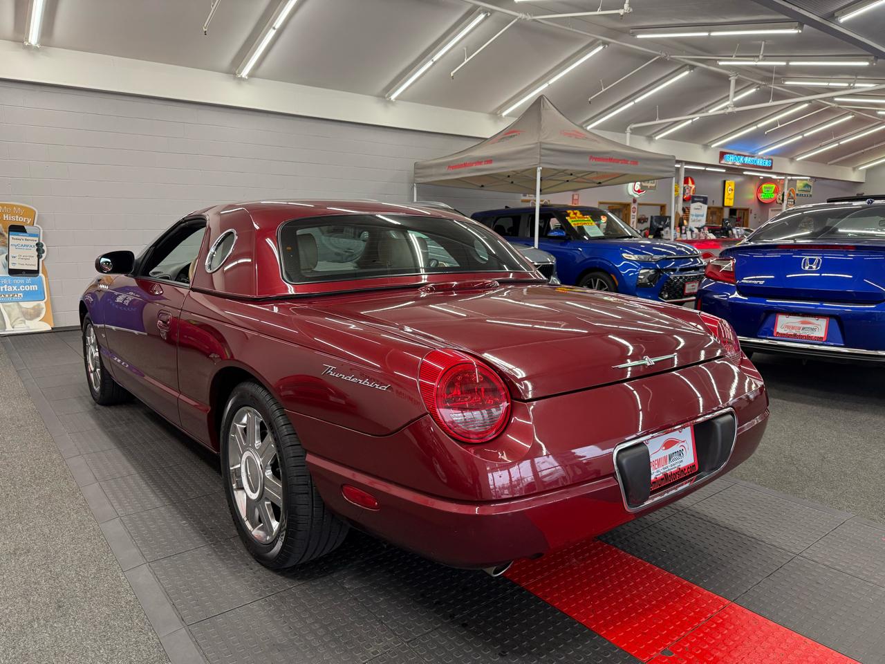 Ford Thunderbird 2dr Conv w/Hardtop Deluxe 2004
