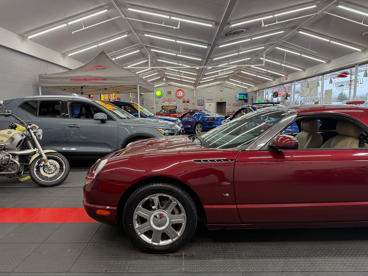 Ford Thunderbird 2dr Conv w/Hardtop Deluxe 2004