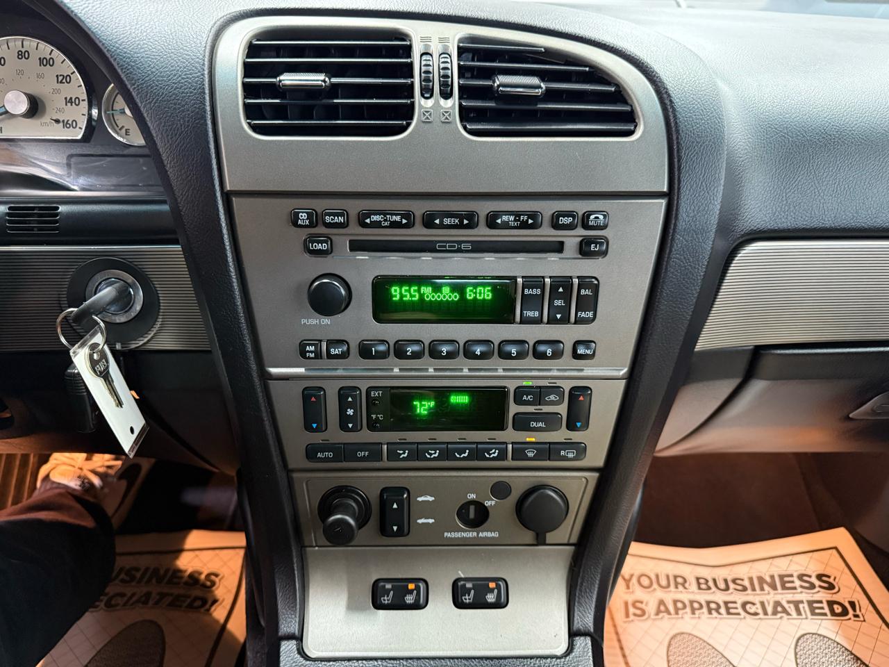 Ford Thunderbird 2dr Conv w/Hardtop Deluxe 2004