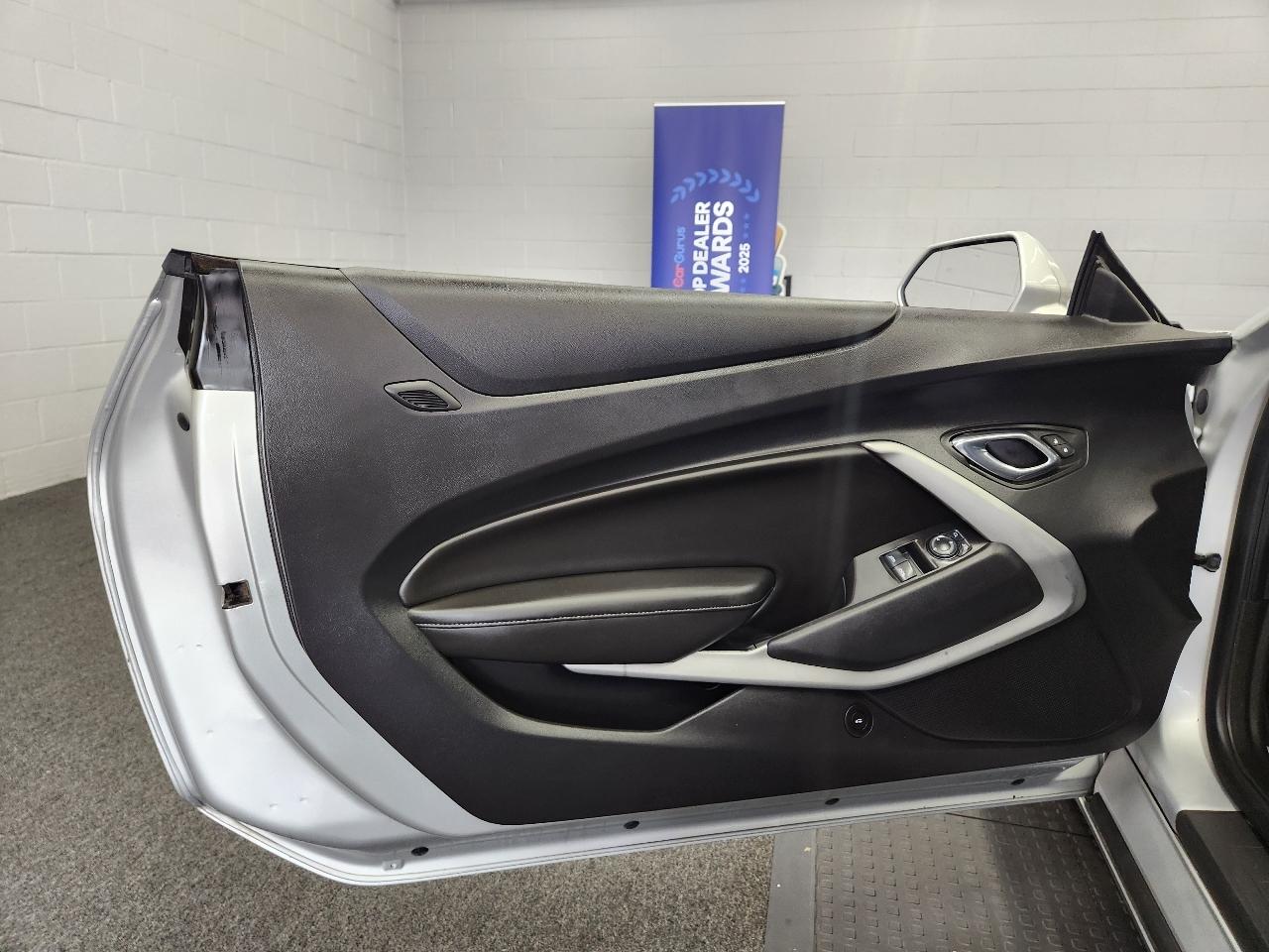 Chevrolet Camaro  2016