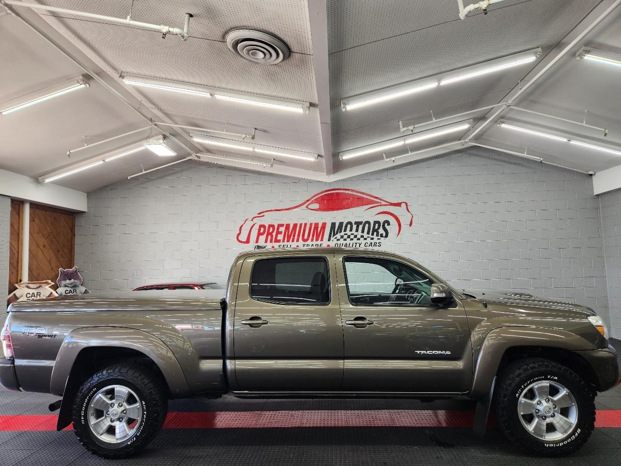 Toyota Tacoma 4WD Double Cab LB V6 AT TRD Sport (Natl) 2012