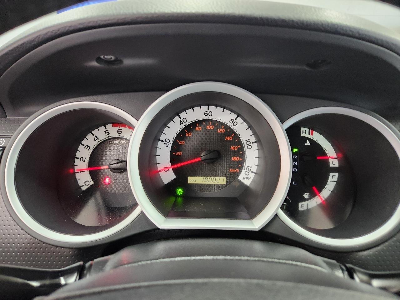 Toyota Tacoma 4WD Double Cab LB V6 AT TRD Sport (Natl) 2012