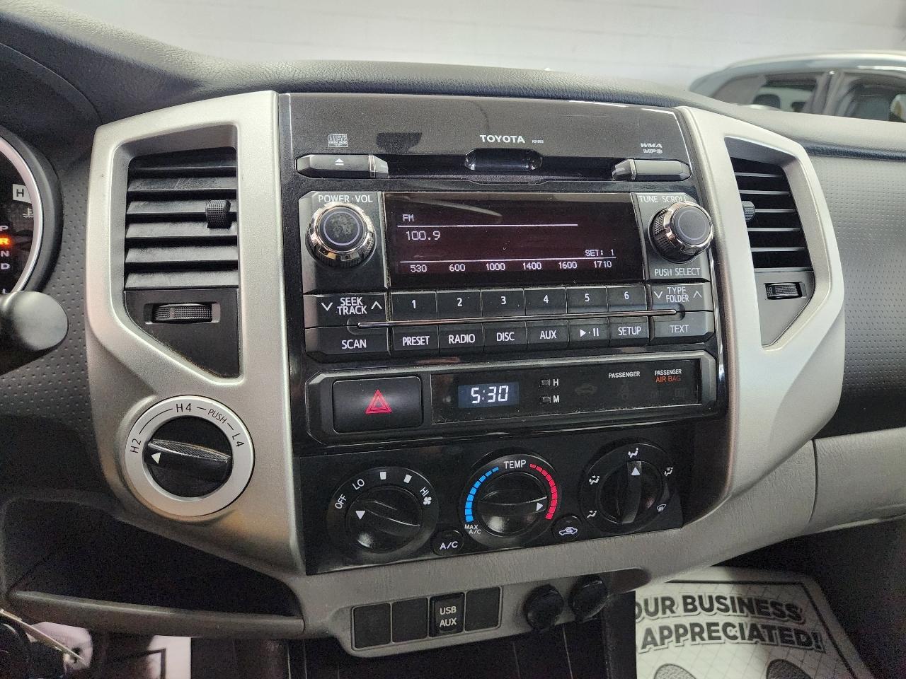 Toyota Tacoma 4WD Double Cab LB V6 AT TRD Sport (Natl) 2012