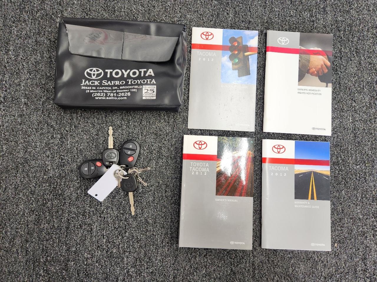 Toyota Tacoma 4WD Double Cab LB V6 AT TRD Sport (Natl) 2012