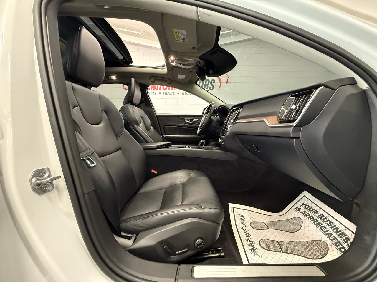 Volvo S60 B5 Momentum 2022