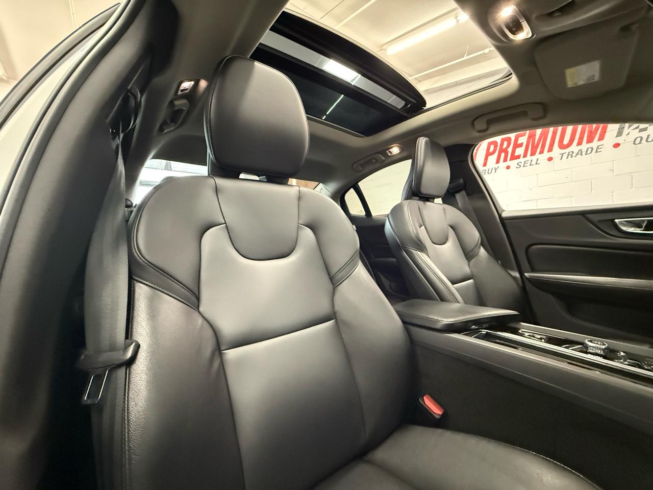 Volvo S60 B5 Momentum 2022