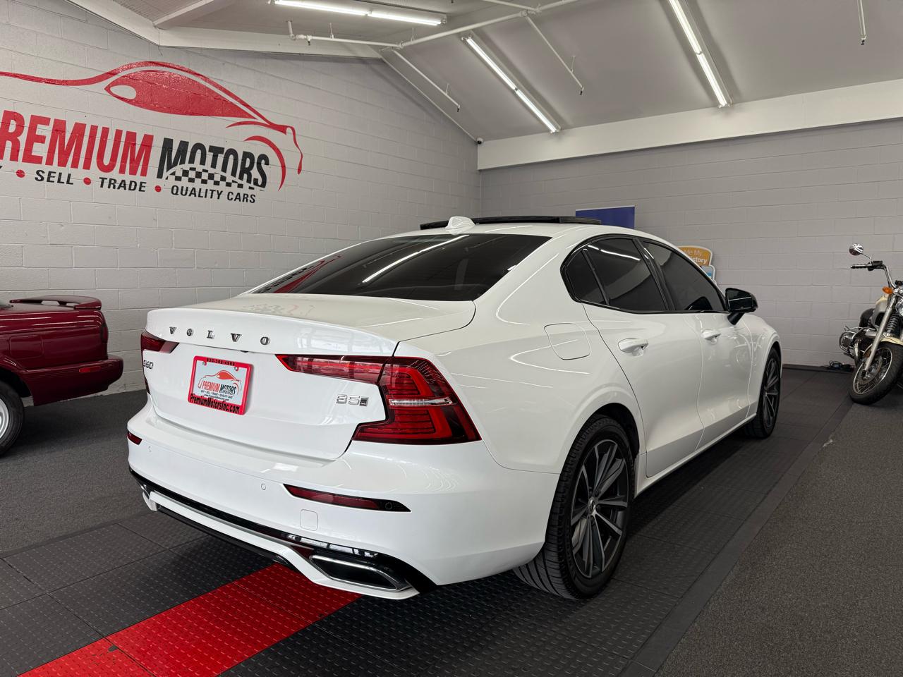 Volvo S60 B5 Momentum 2022