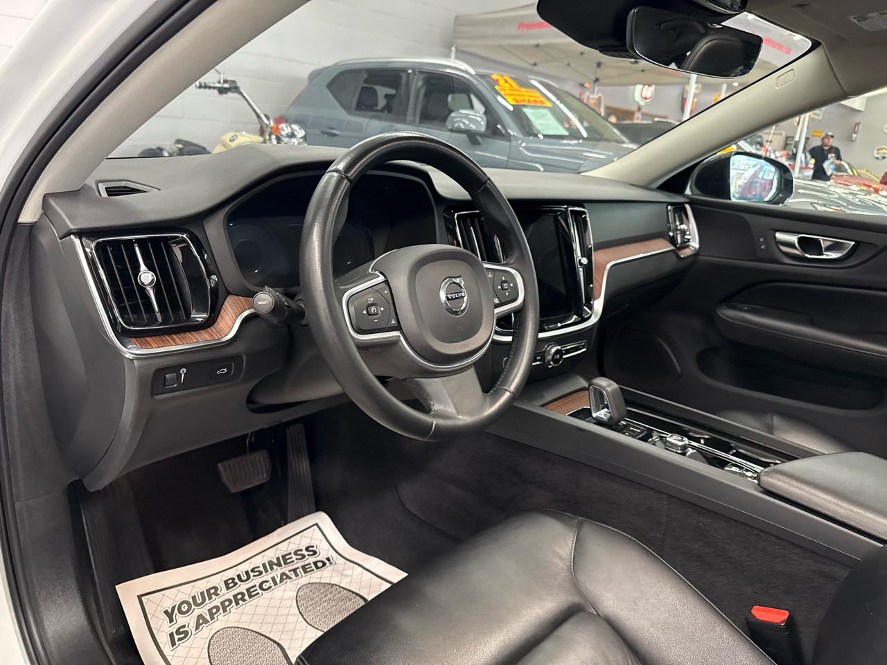 Volvo S60 B5 Momentum 2022