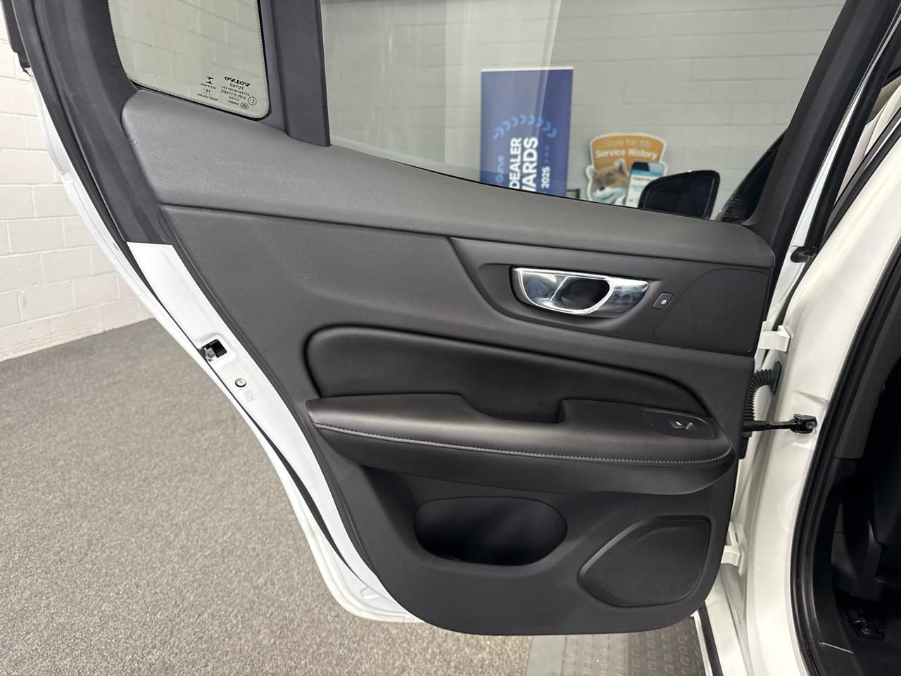 Volvo S60 B5 Momentum 2022