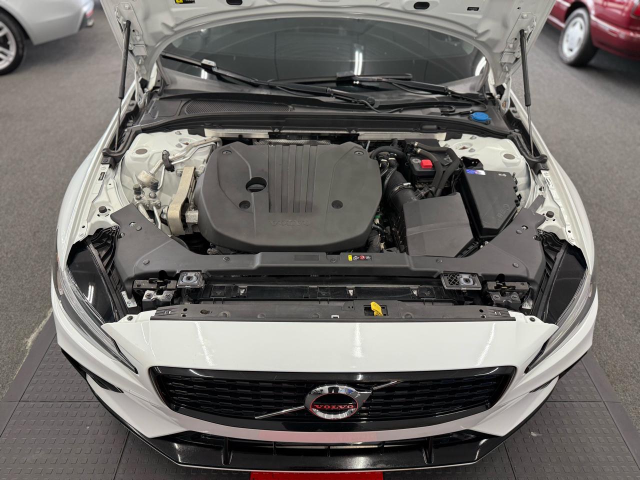 Volvo S60 B5 Momentum 2022