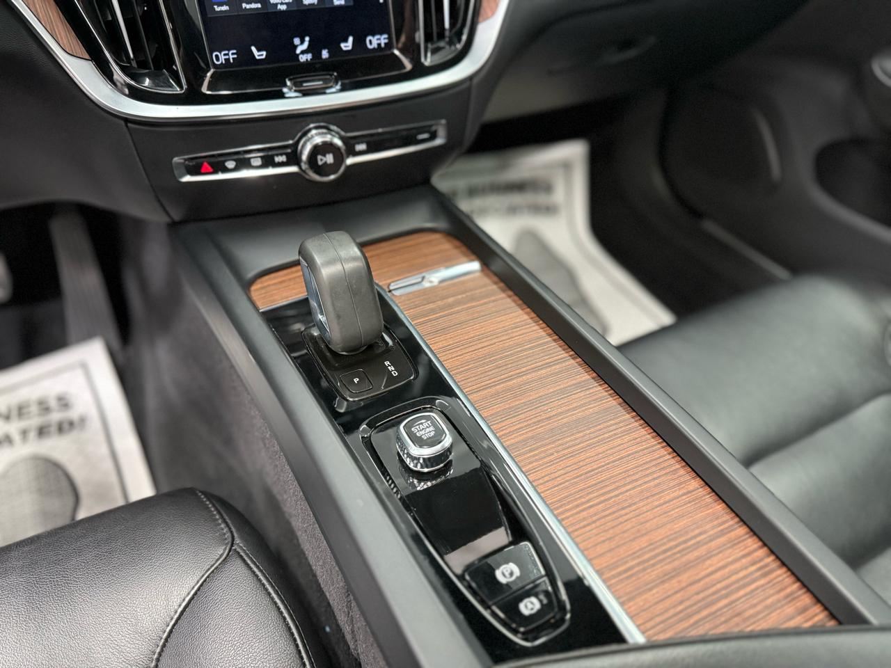 Volvo S60 B5 Momentum 2022