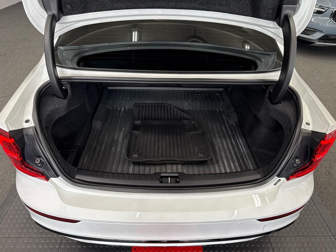Volvo S60  2022