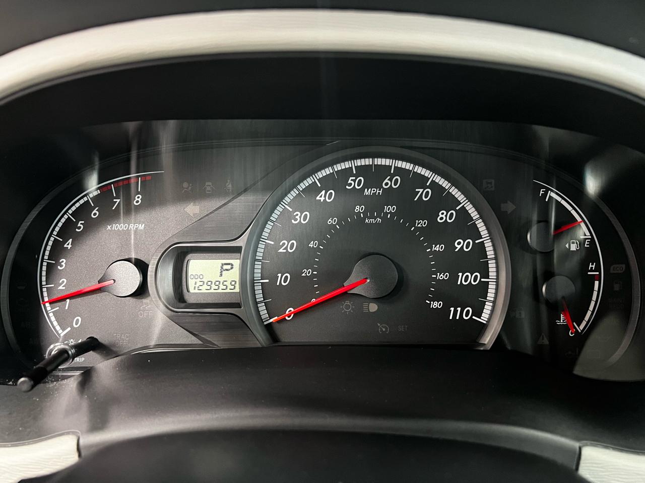 Toyota Sienna 5dr LE 2014