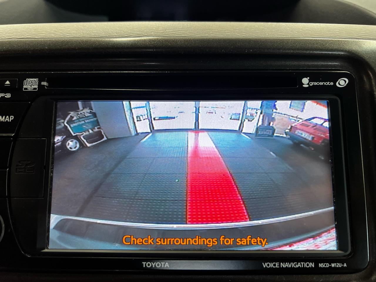 Toyota Sienna 5dr LE 2014