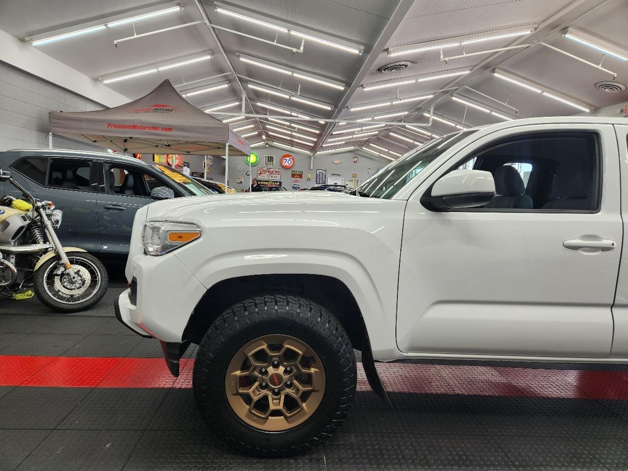 Toyota Tacoma  2017