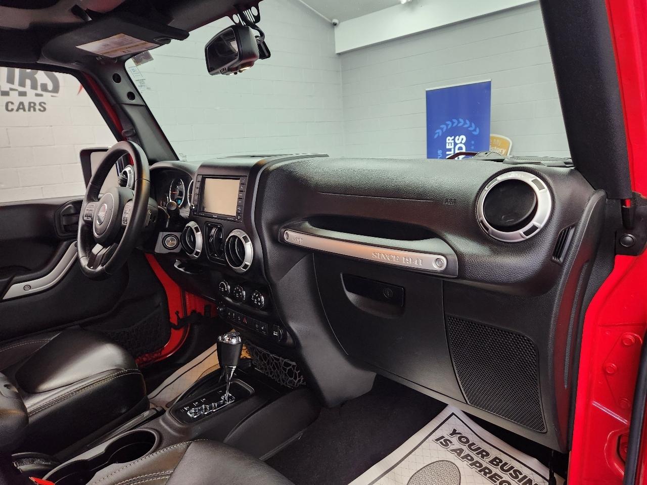 Jeep Wrangler Sahara Unlimited 4x4 2015