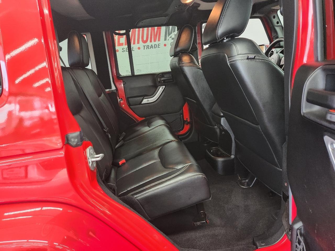 Jeep Wrangler Sahara Unlimited 4x4 2015