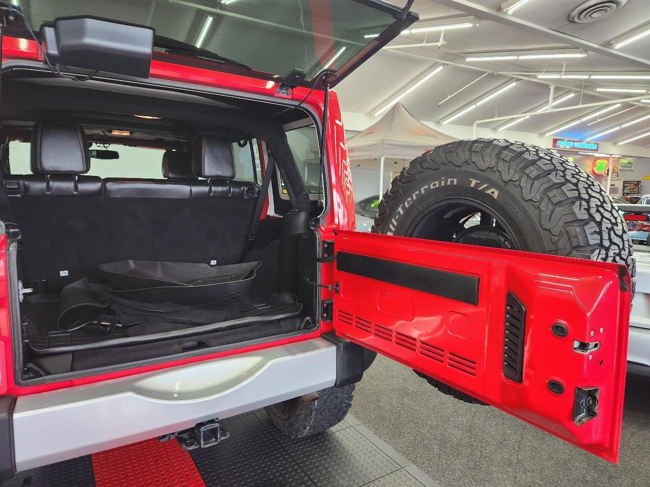 Jeep Wrangler Sahara Unlimited 4x4 2015