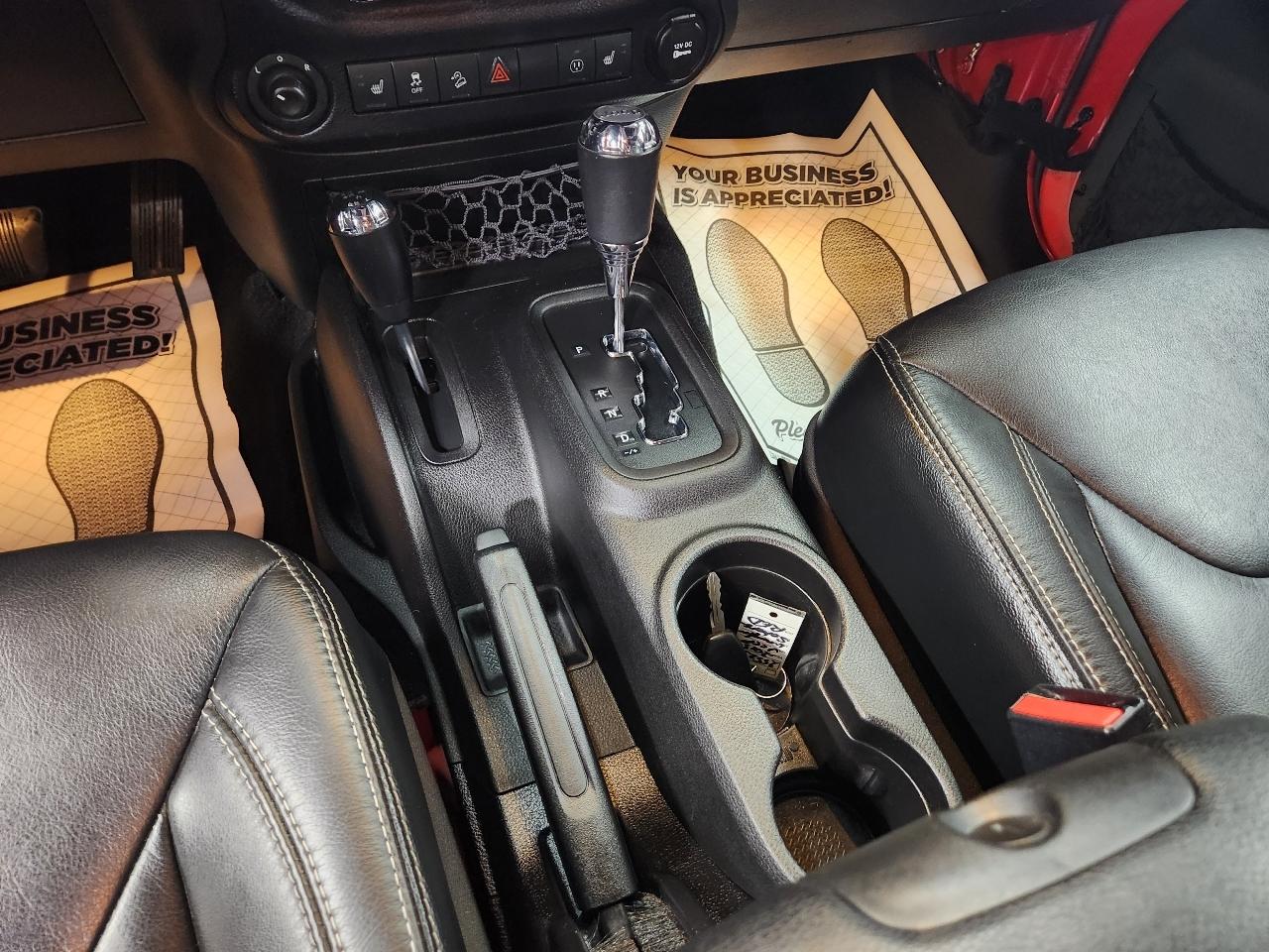 Jeep Wrangler Sahara Unlimited 4x4 2015