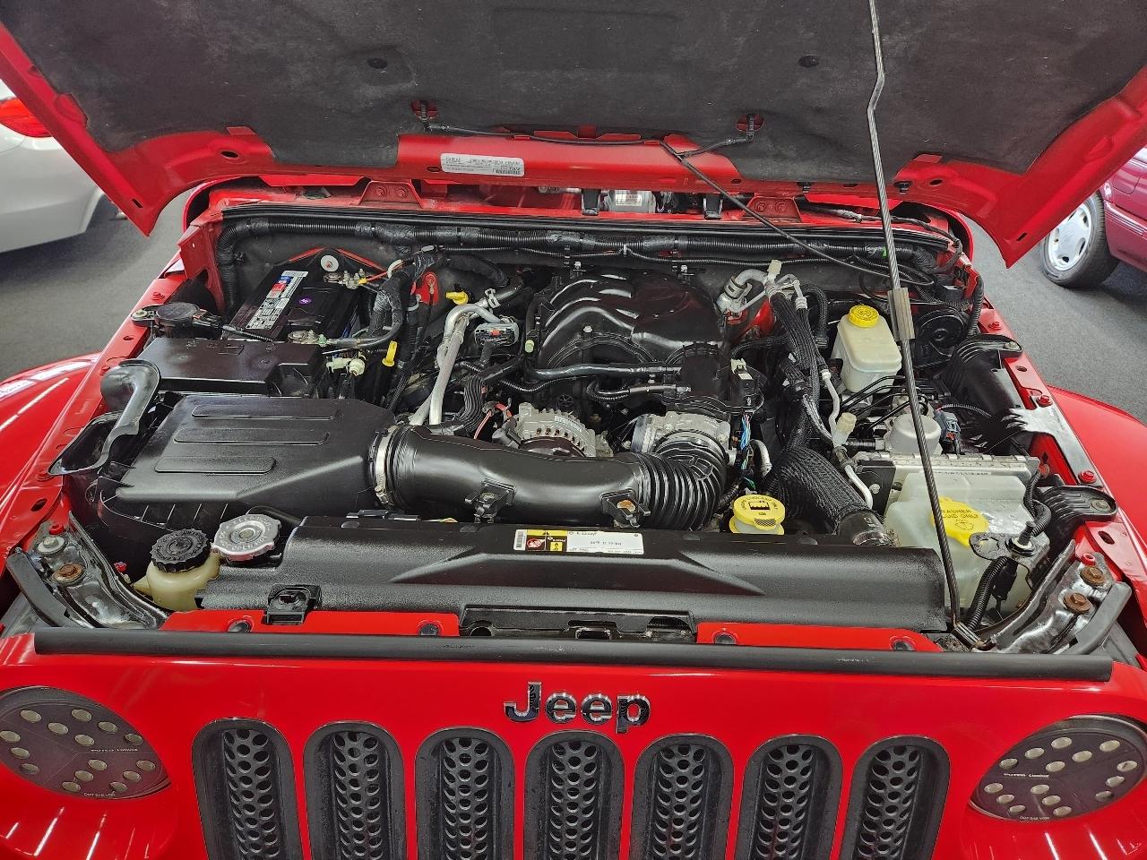 Jeep Wrangler Sahara Unlimited 4x4 2015