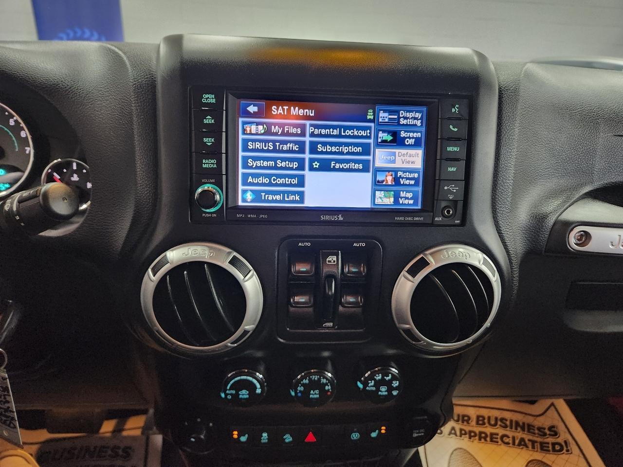 Jeep Wrangler Sahara Unlimited 4x4 2015