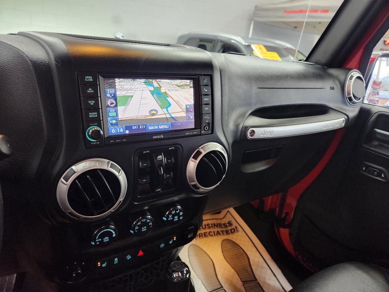 Jeep Wrangler Sahara Unlimited 4x4 2015