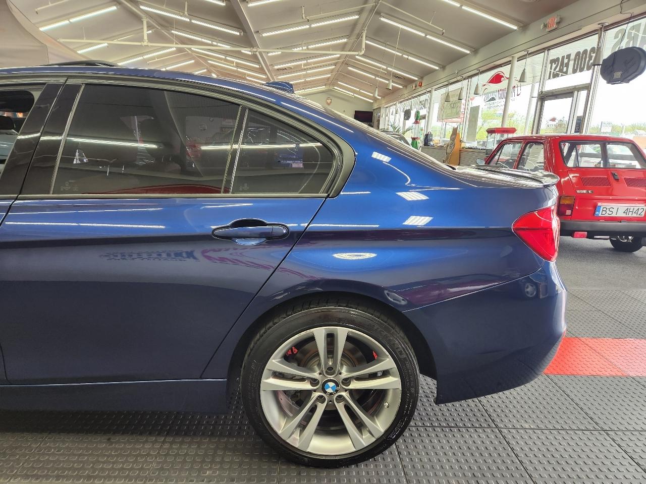 BMW 3-Series  2016