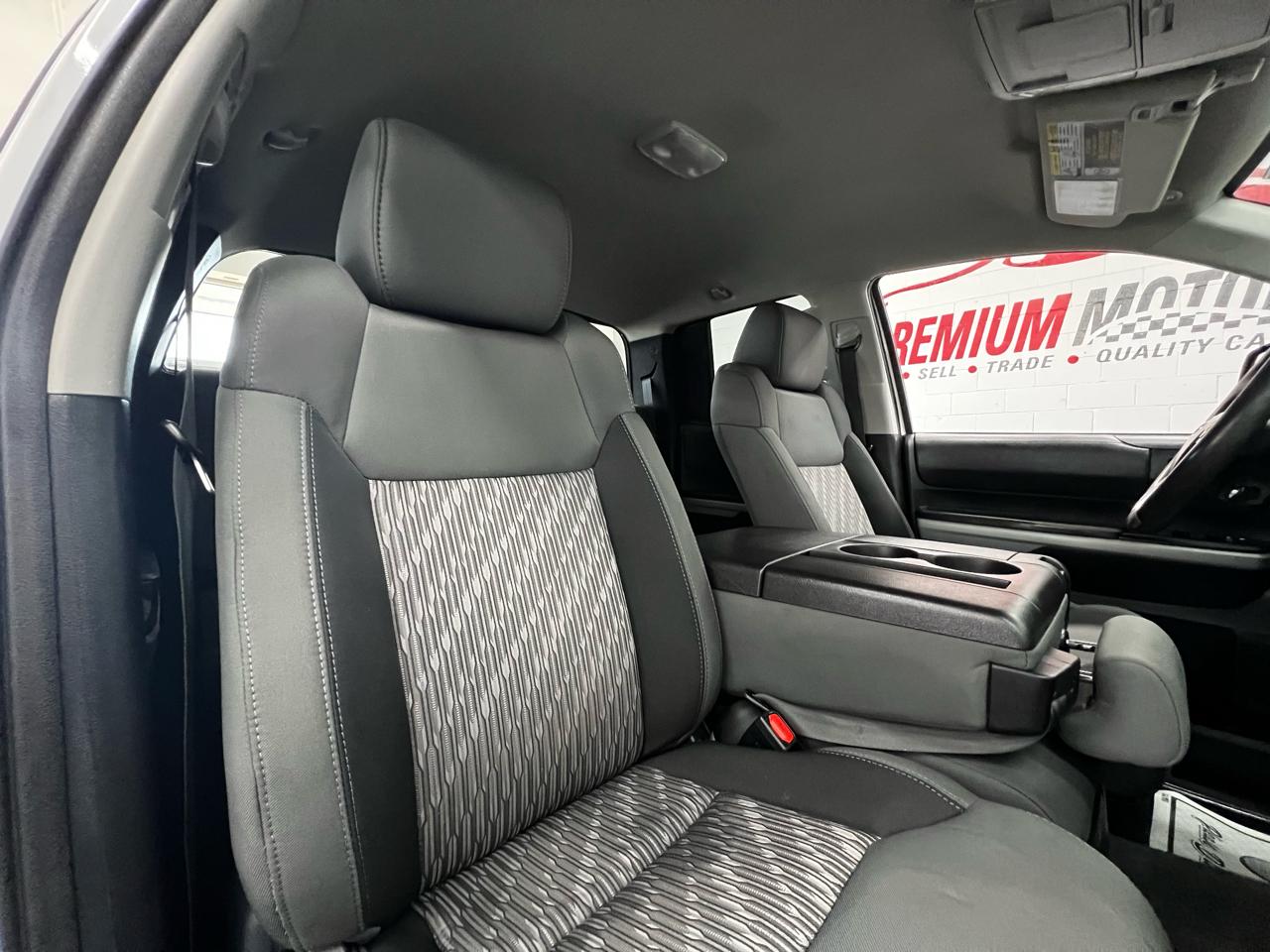 Toyota Tundra SR5 2018