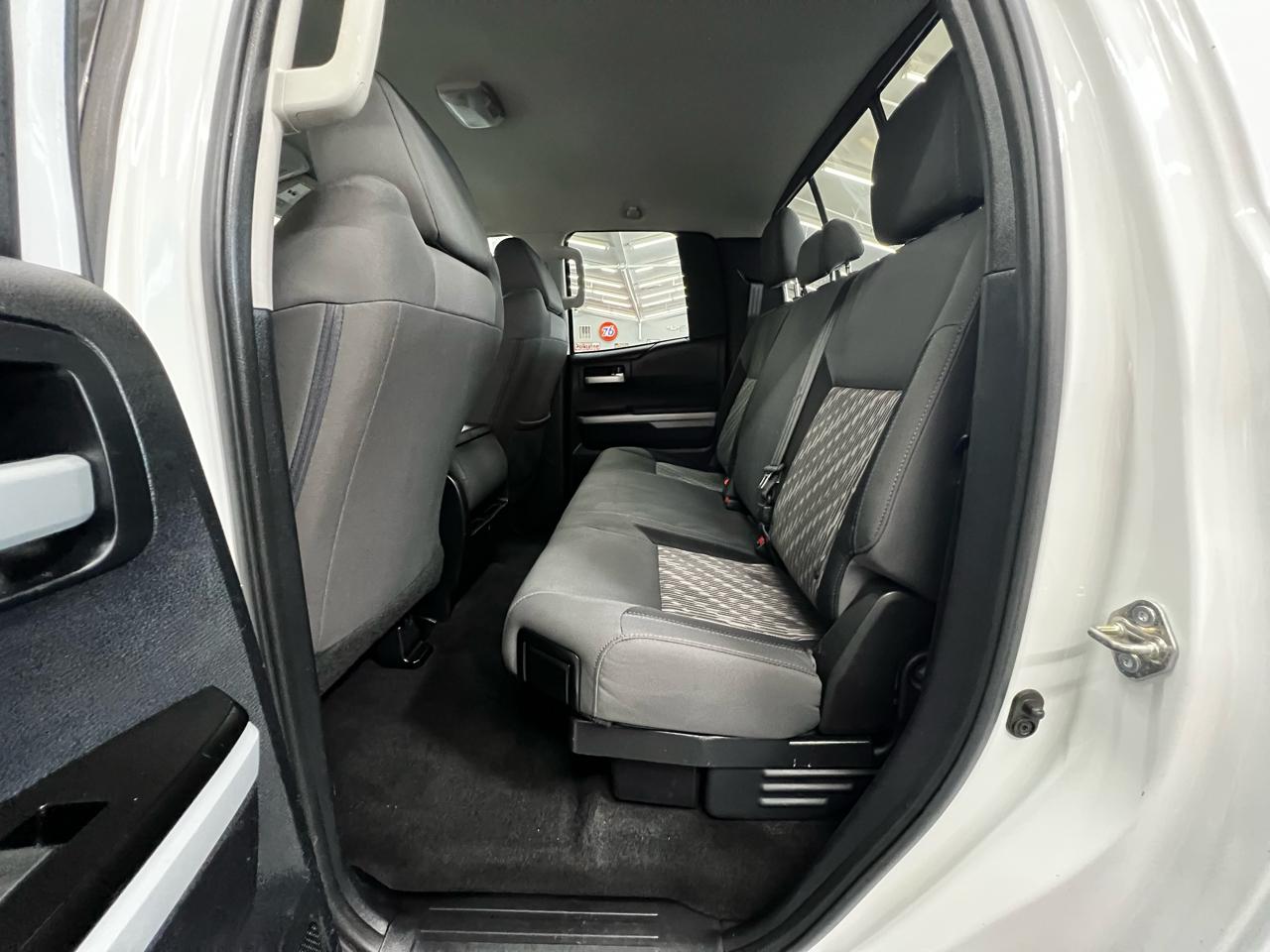 Toyota Tundra SR5 2018