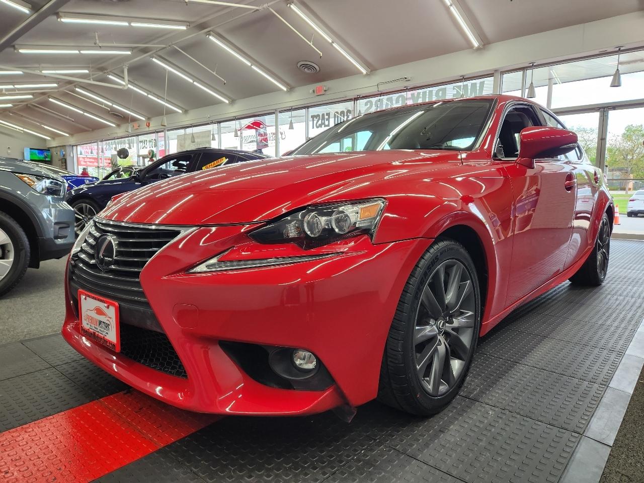 Lexus IS 200t 2016