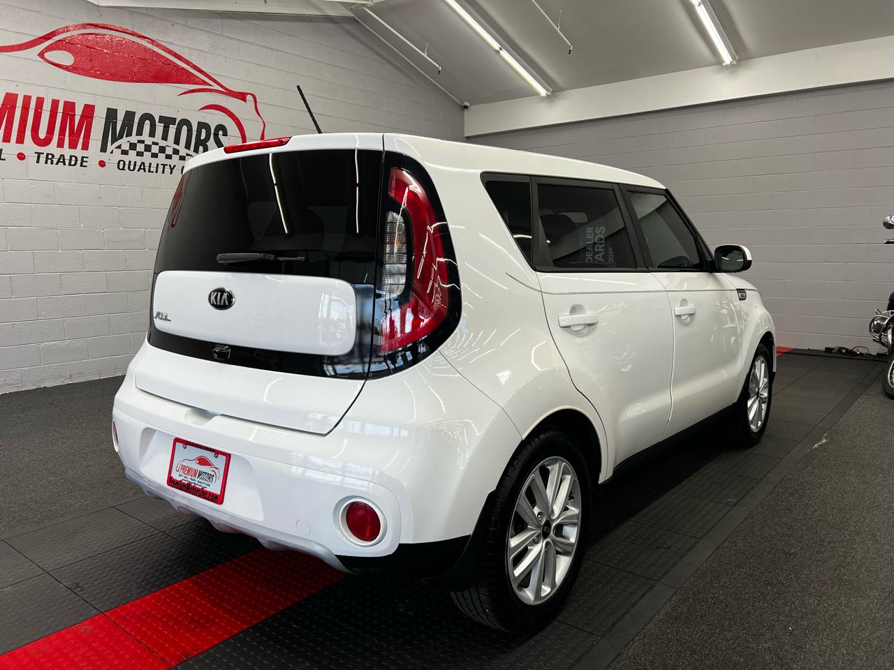 Kia Soul + 2019