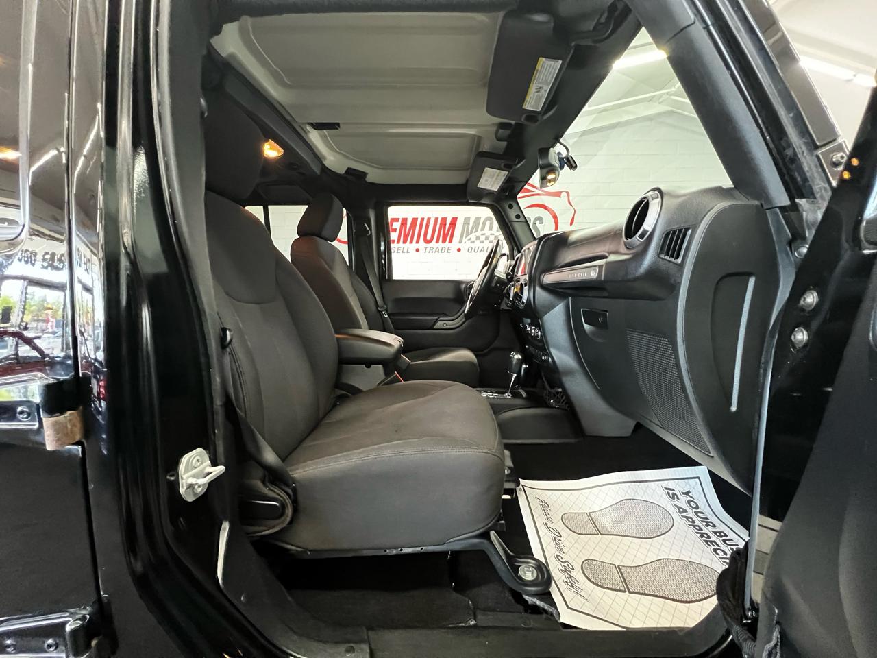 Jeep Wrangler Sport Unlimited 4x4 2015