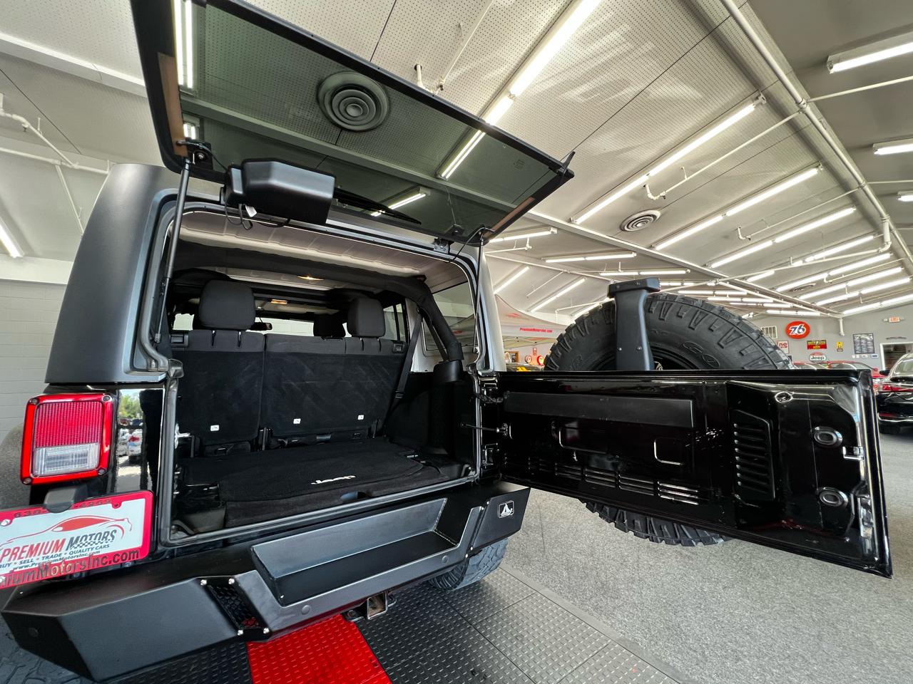 Jeep Wrangler Sport Unlimited 4x4 2015