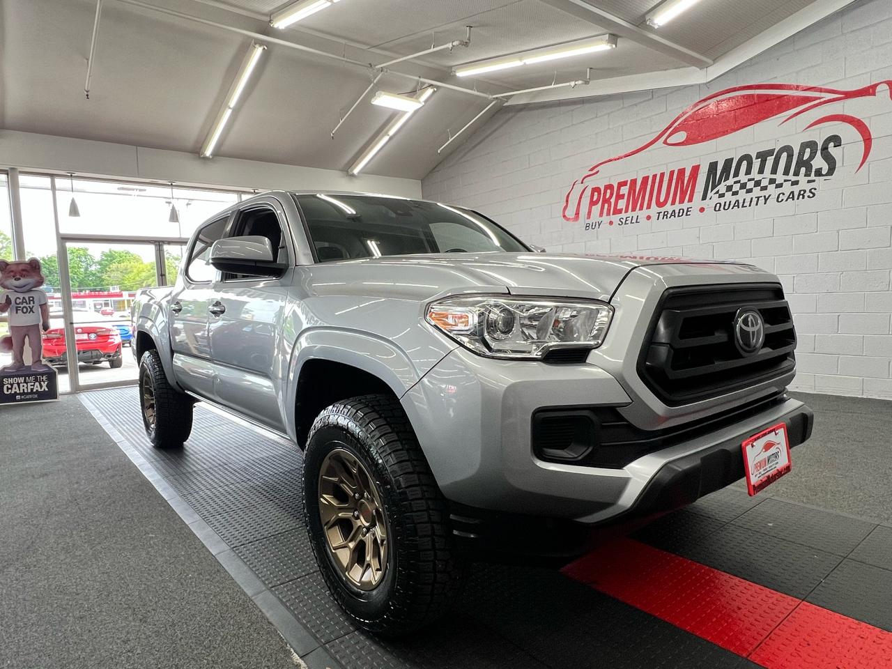 Toyota Tacoma 2WD Double Cab I4 AT SR (Natl) 2020