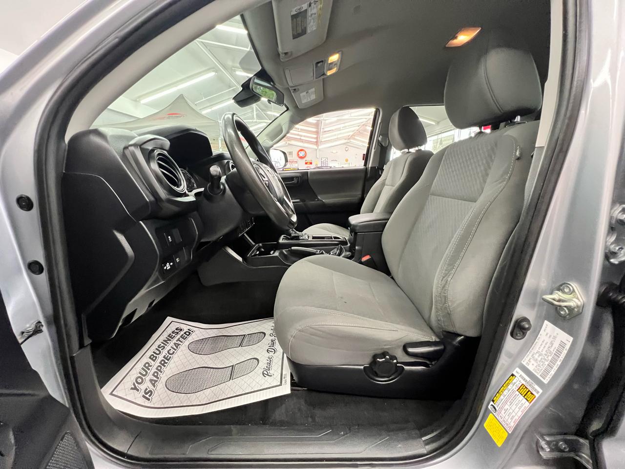 Toyota Tacoma 2WD Double Cab I4 AT SR (Natl) 2020