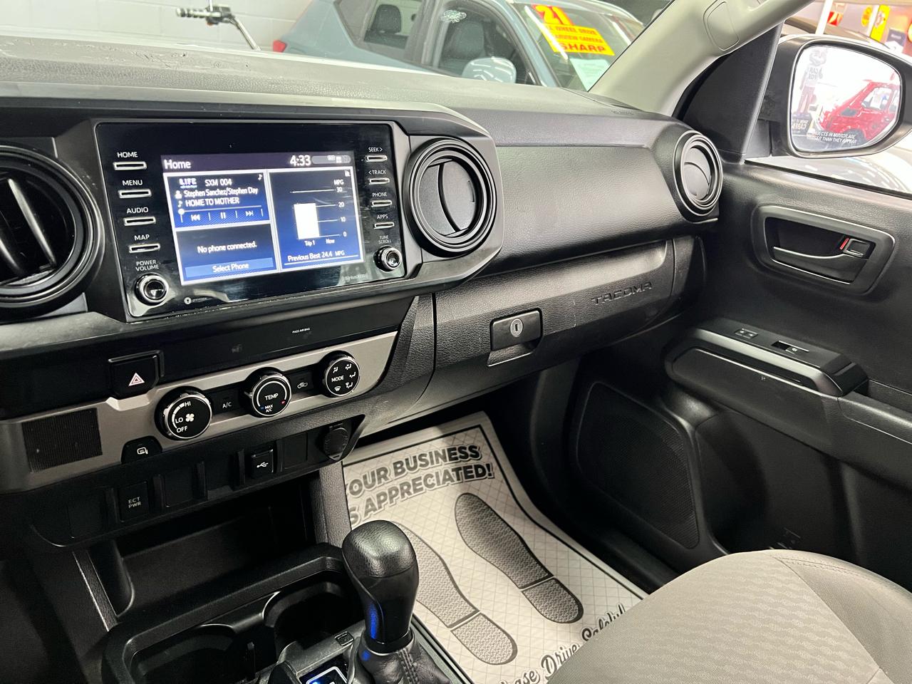 Toyota Tacoma 2WD Double Cab I4 AT SR (Natl) 2020