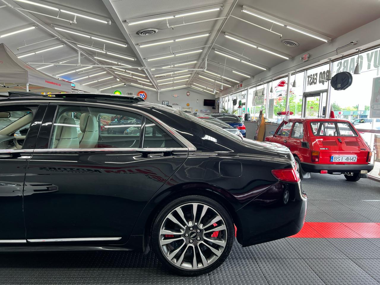 Lincoln Continental Select 2017