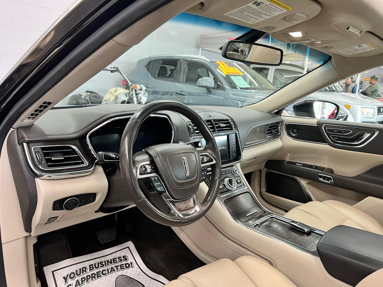 Lincoln Continental Select 2017
