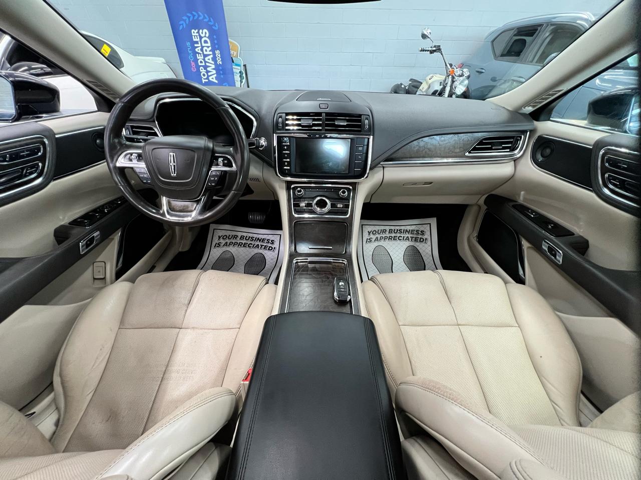 Lincoln Continental Select 2017