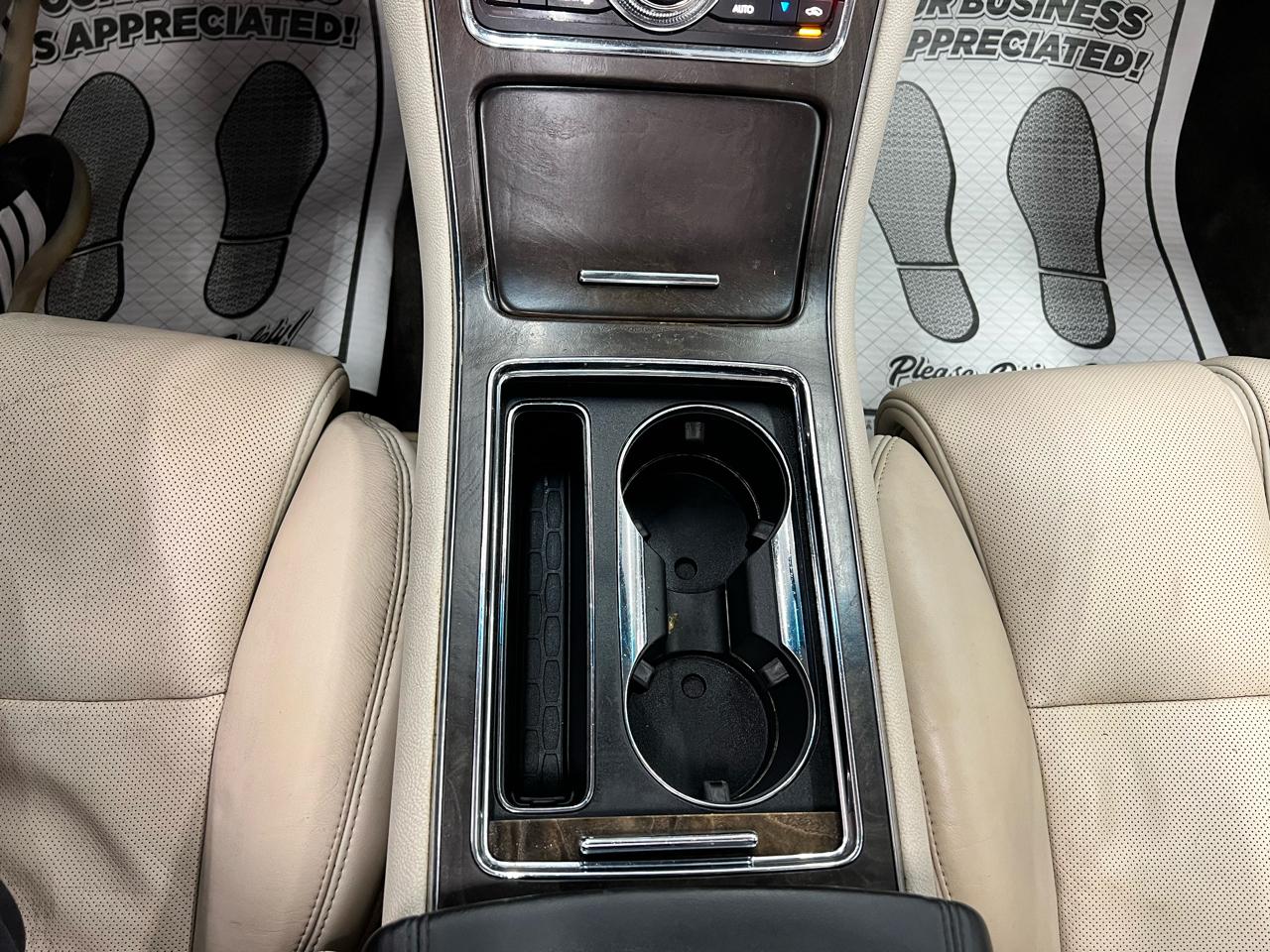 Lincoln Continental Select 2017
