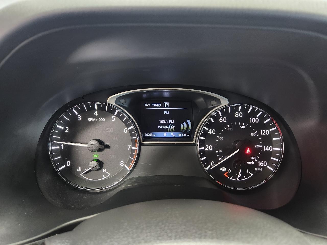 Nissan Pathfinder SV 2020